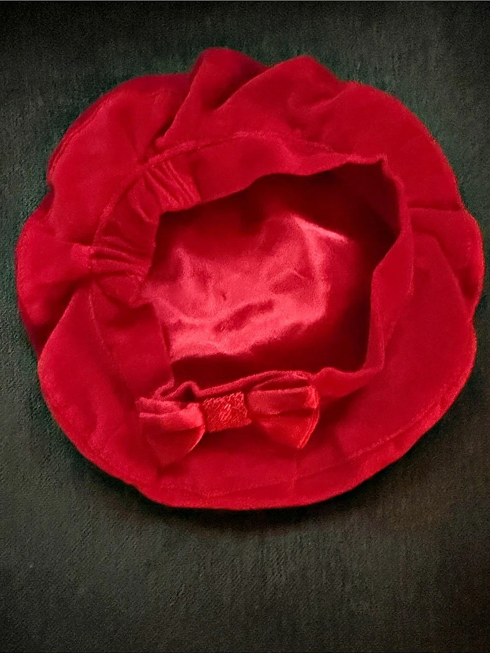 Kids R Us Toddler Girls Size 2T Cherry Red Velvet Special
Occasion Hat Like New